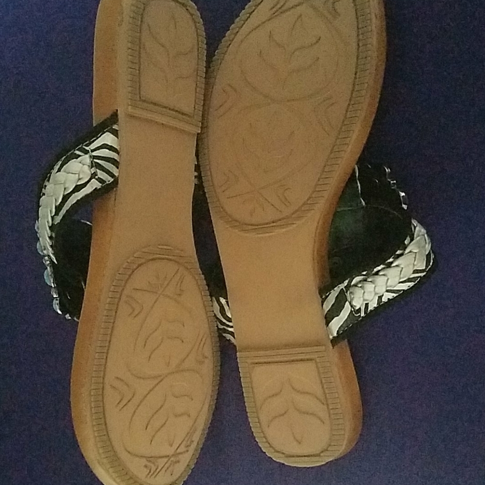 Shoes - Picture 2 of 2
